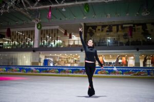 figure skater woman at ice skating rink 2023 11 27 04 53 11 utc